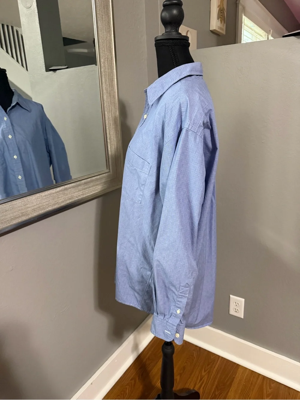 J.Crew Preppy Blue Plaid Button Down Size 16-33.